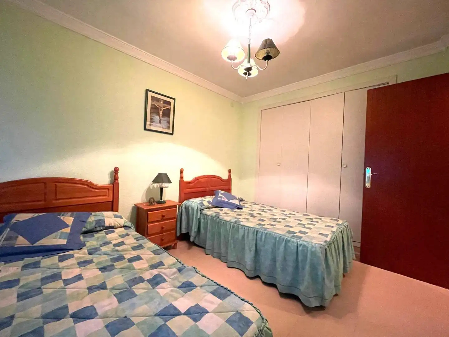 Habitación de Piso en venta en Almonte con Calefacción, Terraza y Amueblado