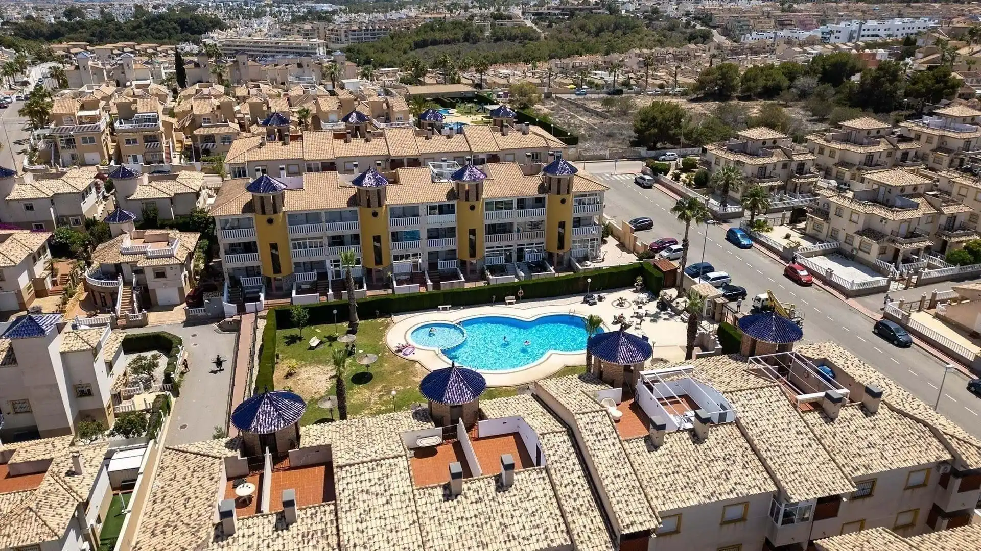 Detached homes for rent in Polígono Filipinas Oeste, Villamartín - Las Filipinas