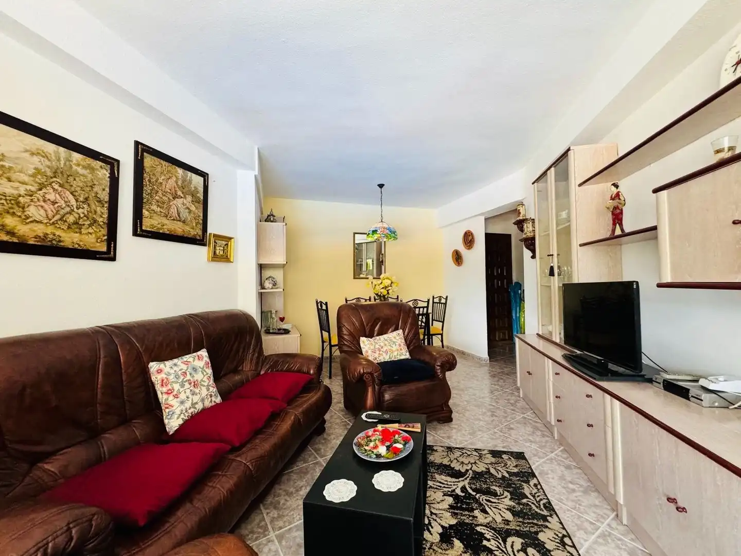 Sala d'estar de Pis en venda en Algarrobo amb Piscina comunitària
