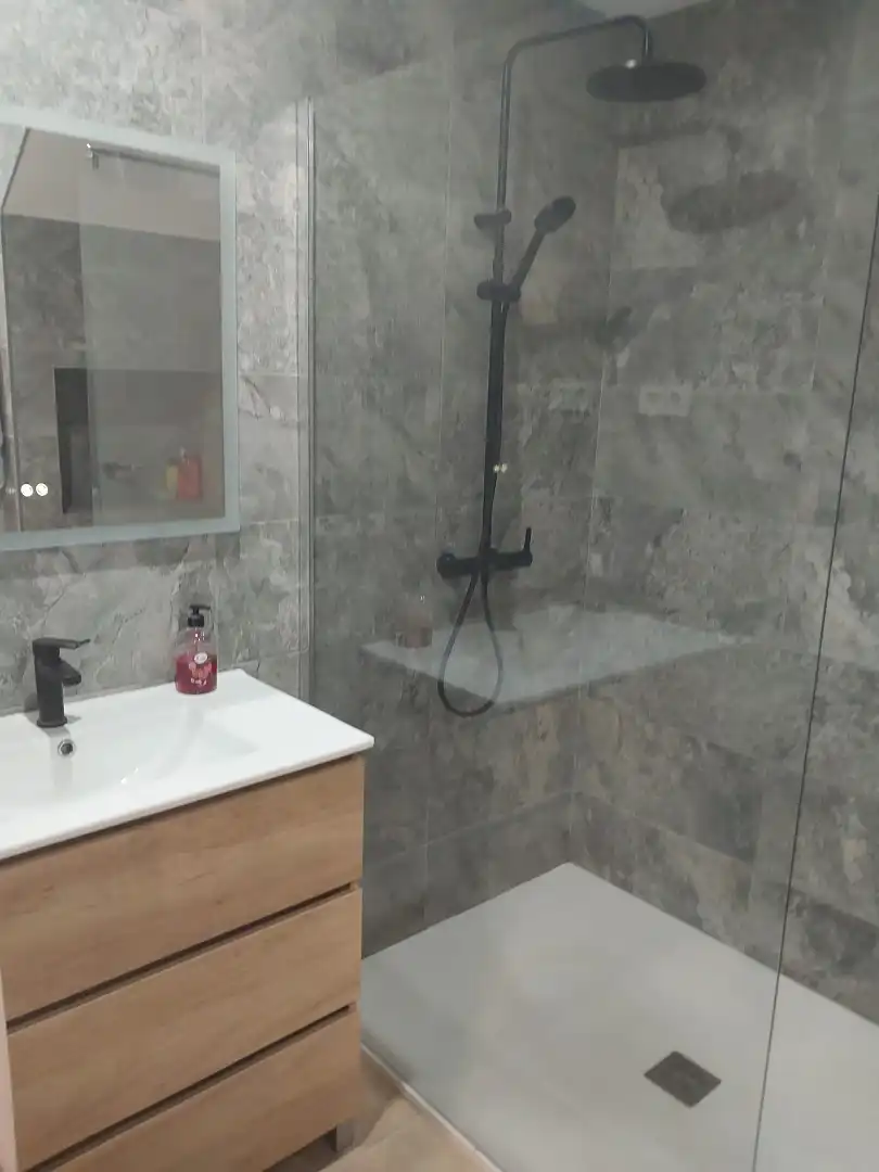 Baño de Casa o chalet en venta en Tavernes de la Valldigna con Terraza, Horno y Lavadora