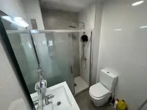 Bathroom of Flat for sale in Marbella  with Heating and Terrace