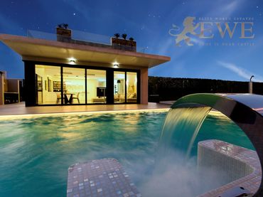 Villa con piscina in vendita a San Miguel de Salinas