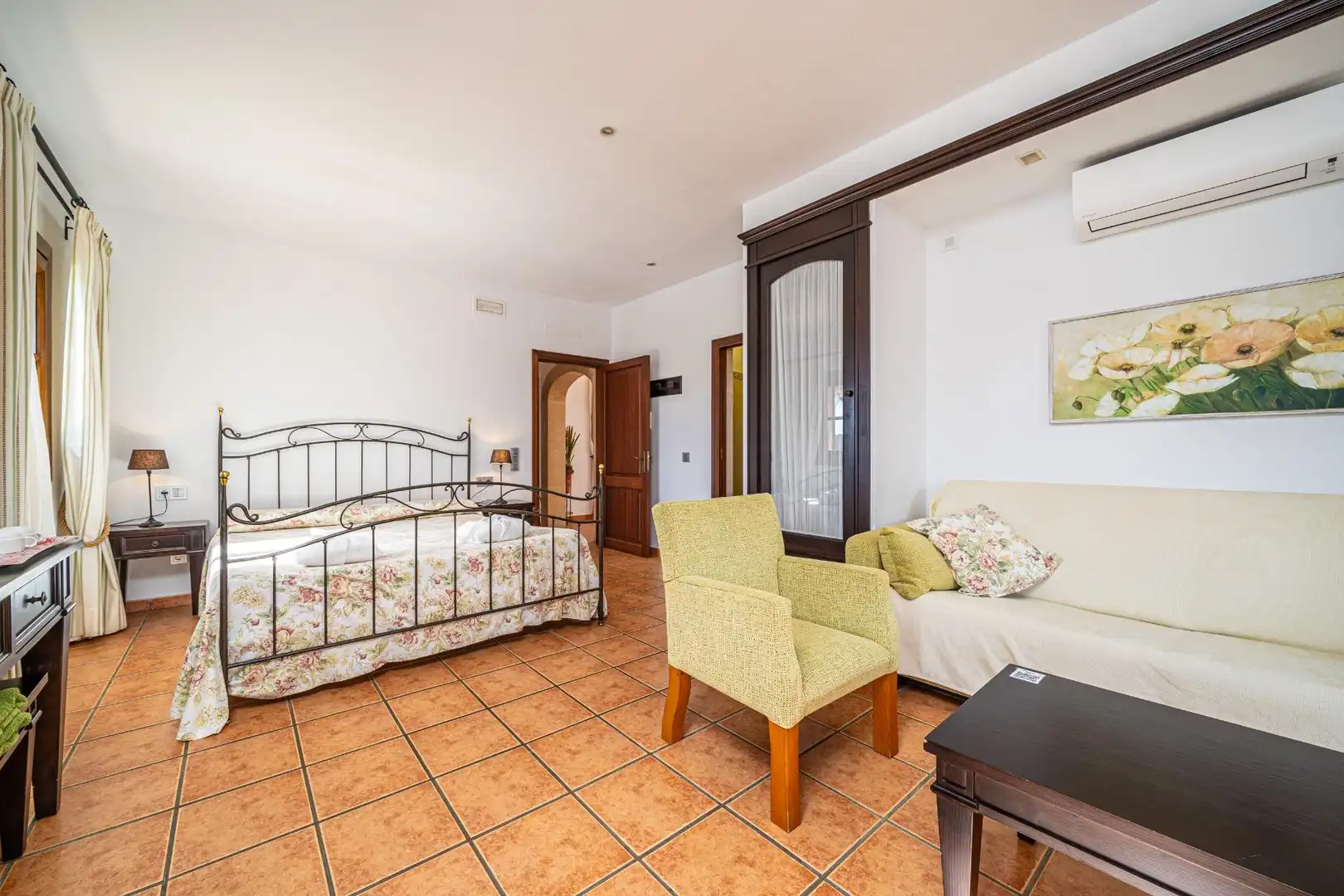 Habitación de Edificio en venta en Ses Salines con Piscina comunitaria