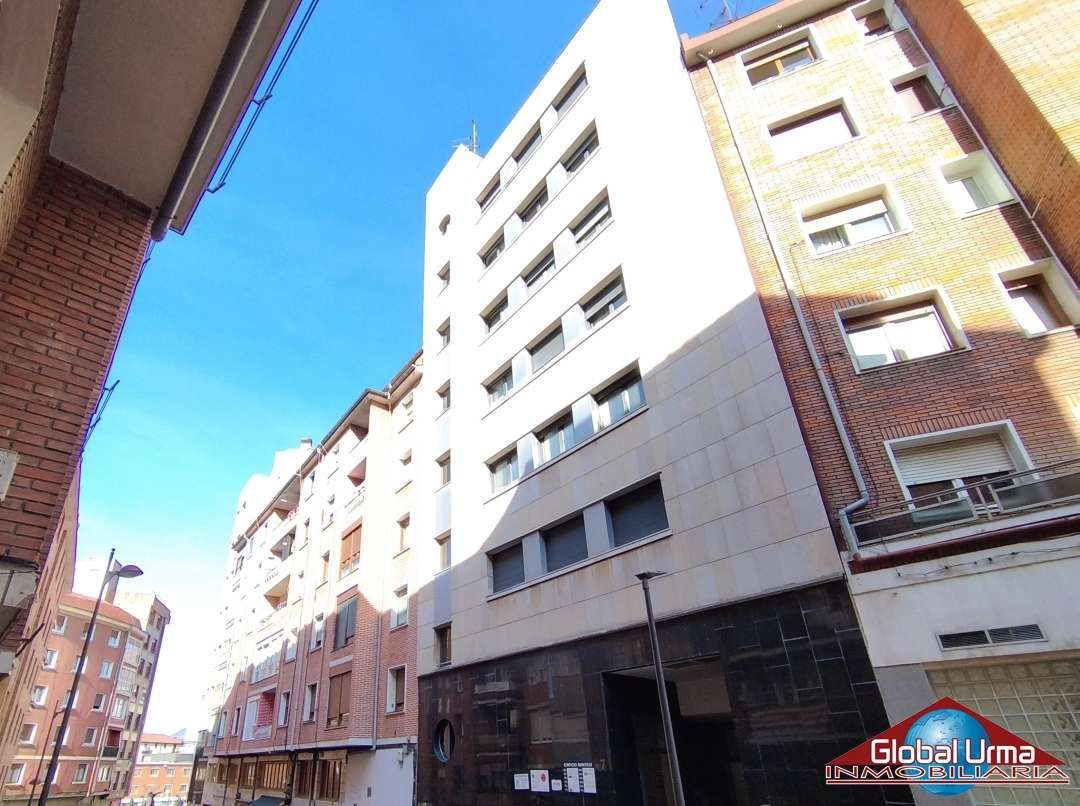 Exterior view of Office for sale in Barakaldo 