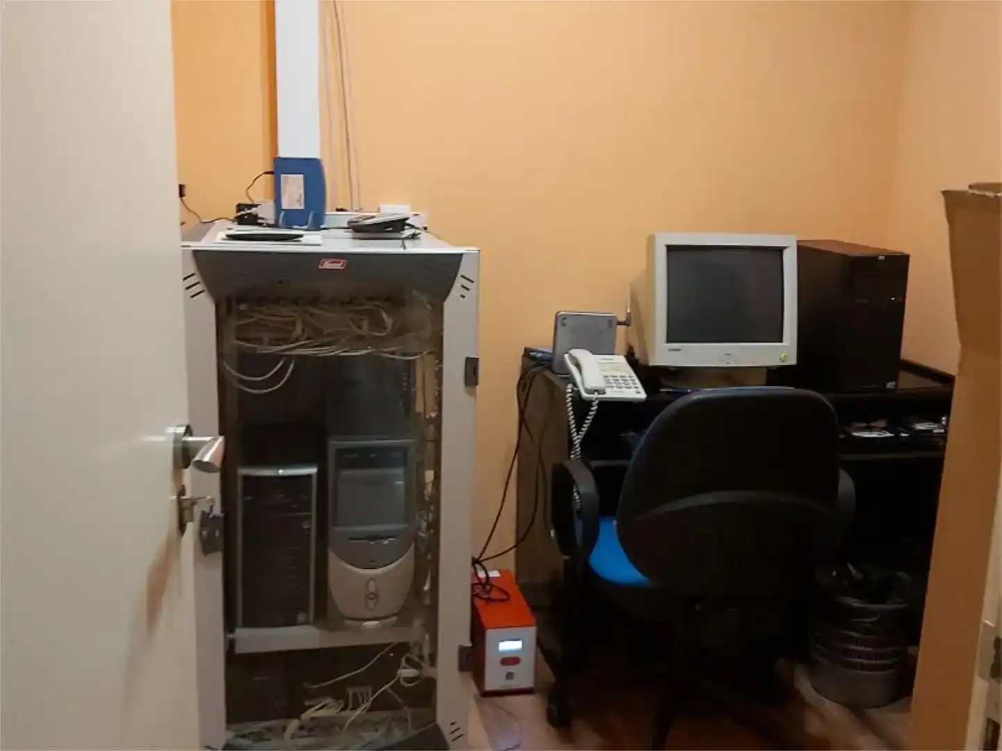 Oficina de lloguer en Camas