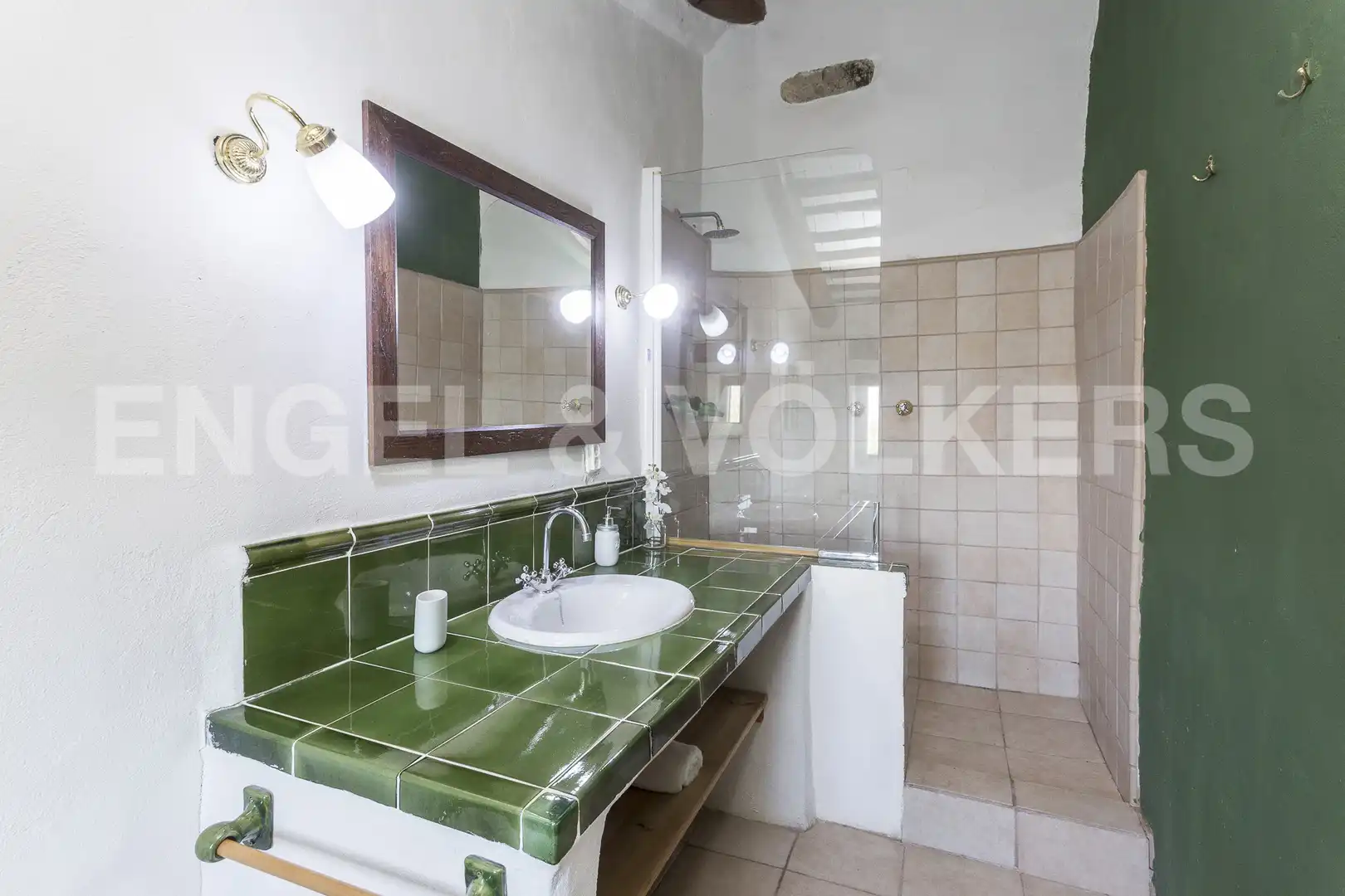 Baño de Finca rústica en venta en Subirats con Calefacción, Jardín privado y Parquet