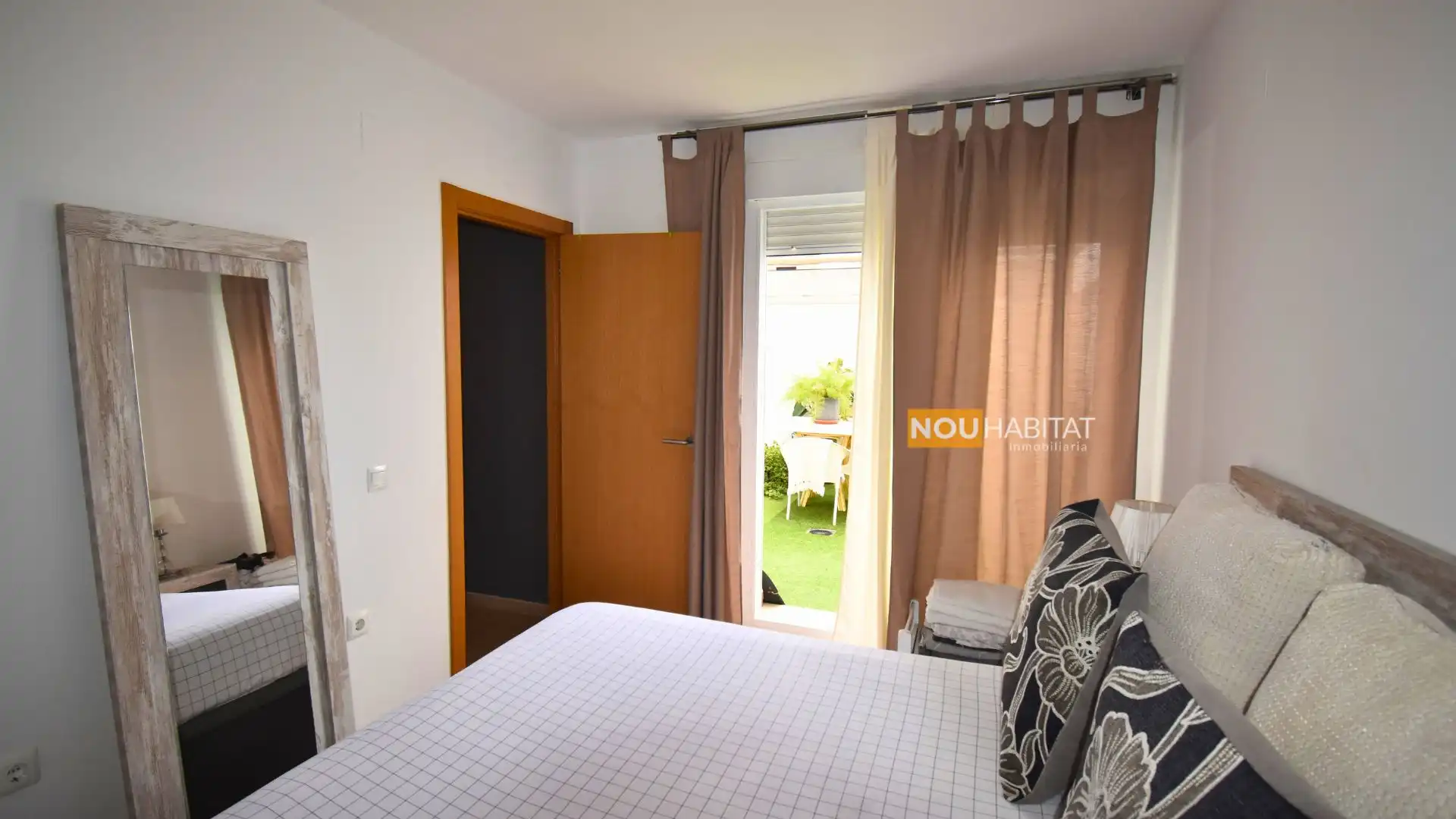 Habitación de Planta baja en venta en Montserrat con Terraza
