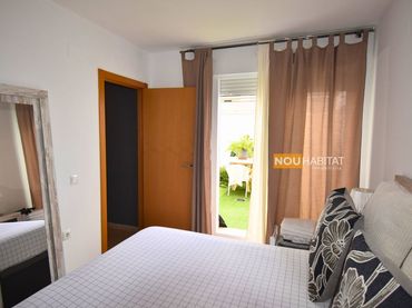 Ground floor with lift for sale in Montserrat