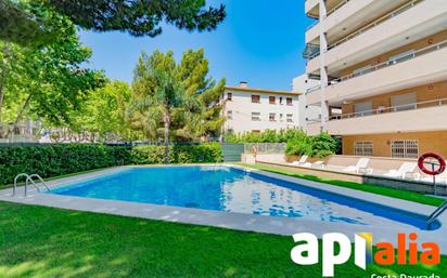 Swimming pool of Flat for sale in Salou  with Air Conditioner, Heating and Terrace