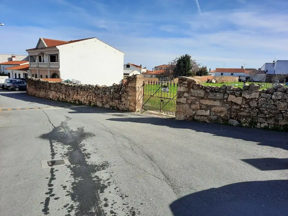 Residential for sale in Navas del Madroño