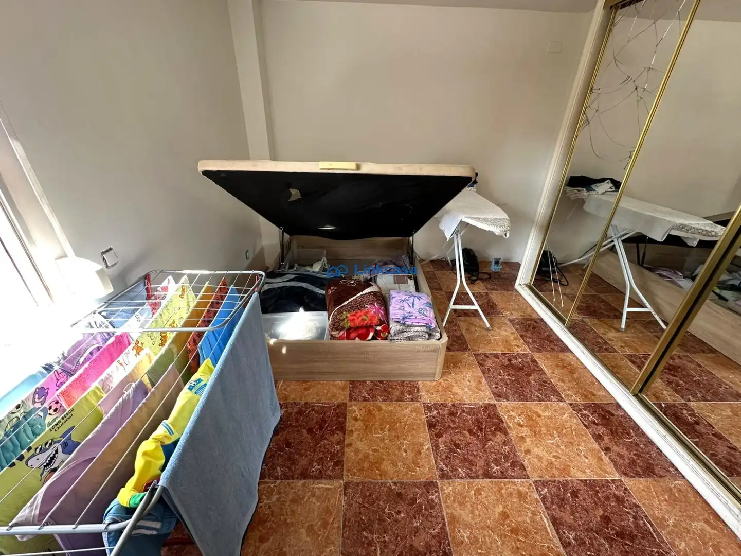 Flat for sale in Madrid  with Air Conditioner and Heating