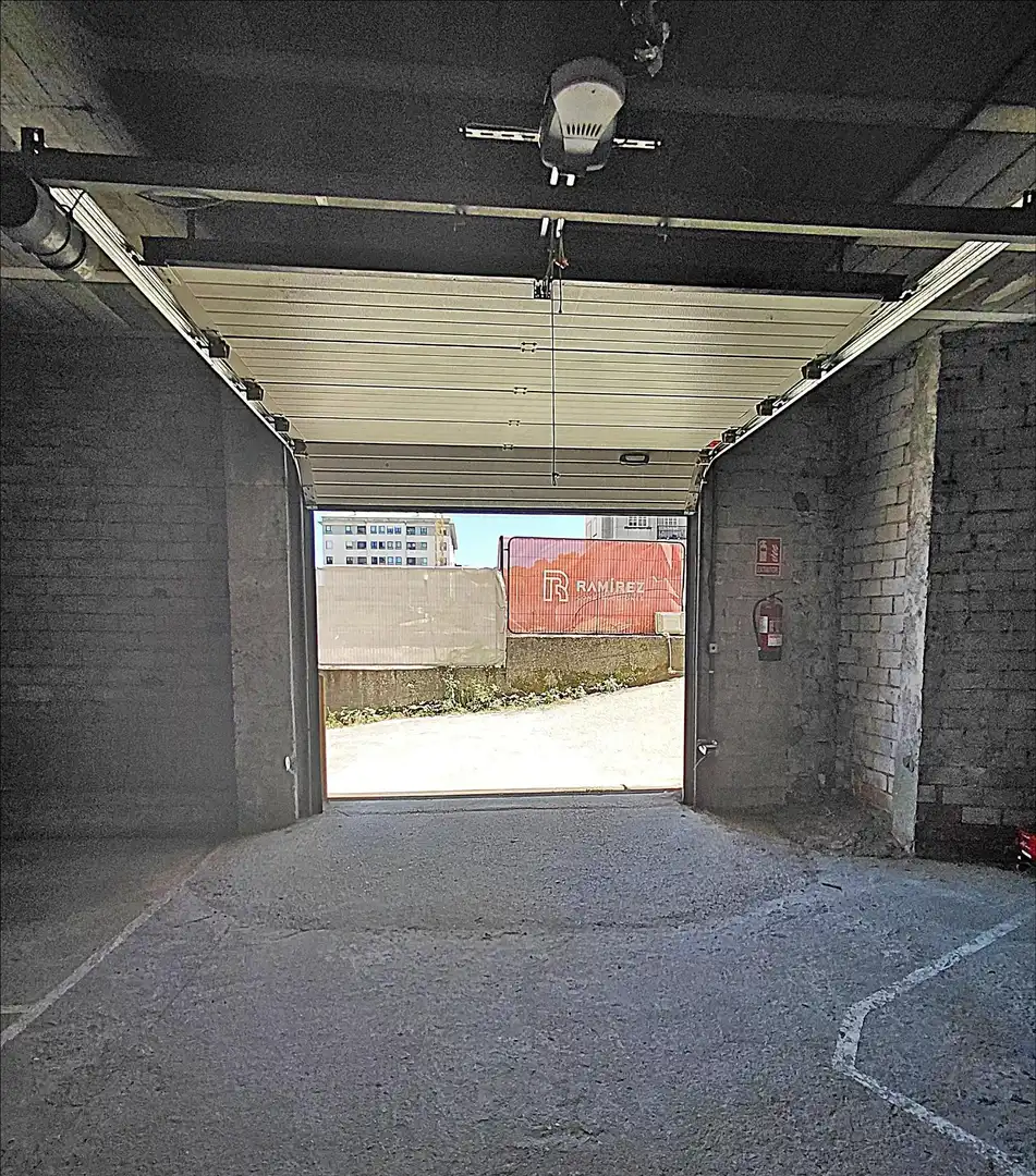 Piso en venta en Pontevedra Capital  con Calefacción y Trastero