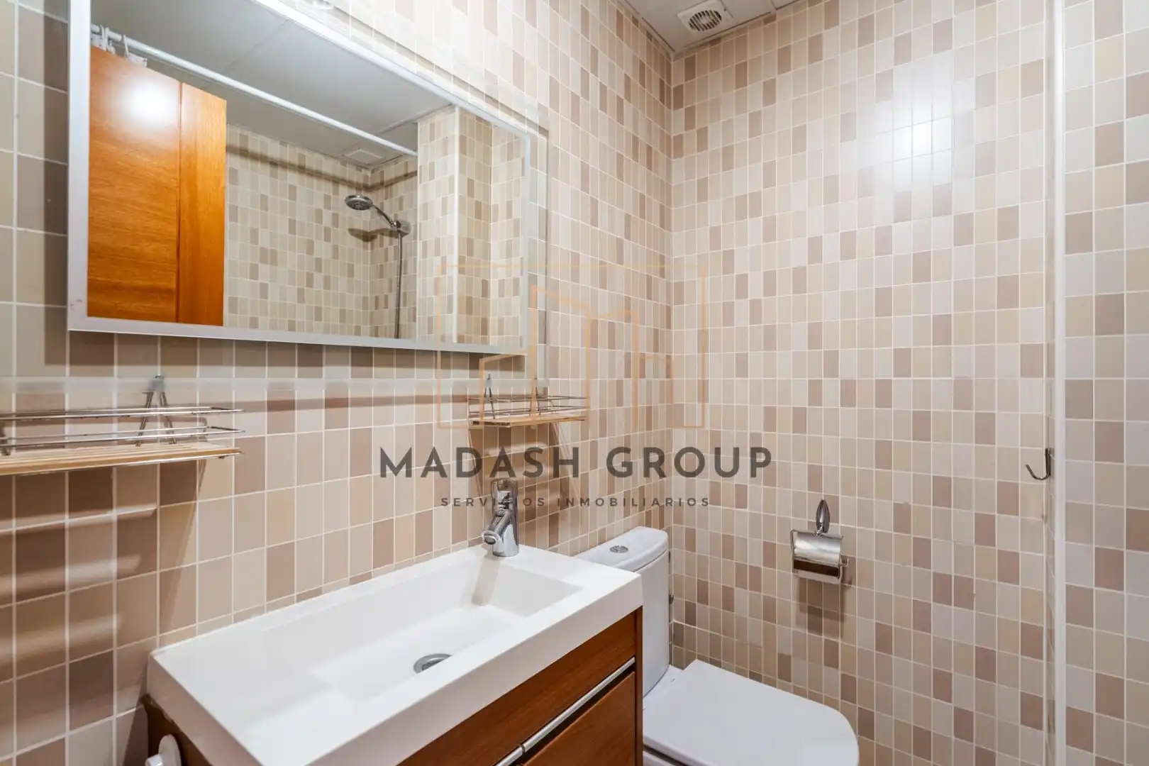 Casa aparellada amb piscina en venda a Carrer PRESIDENT MACIA, imagen 33