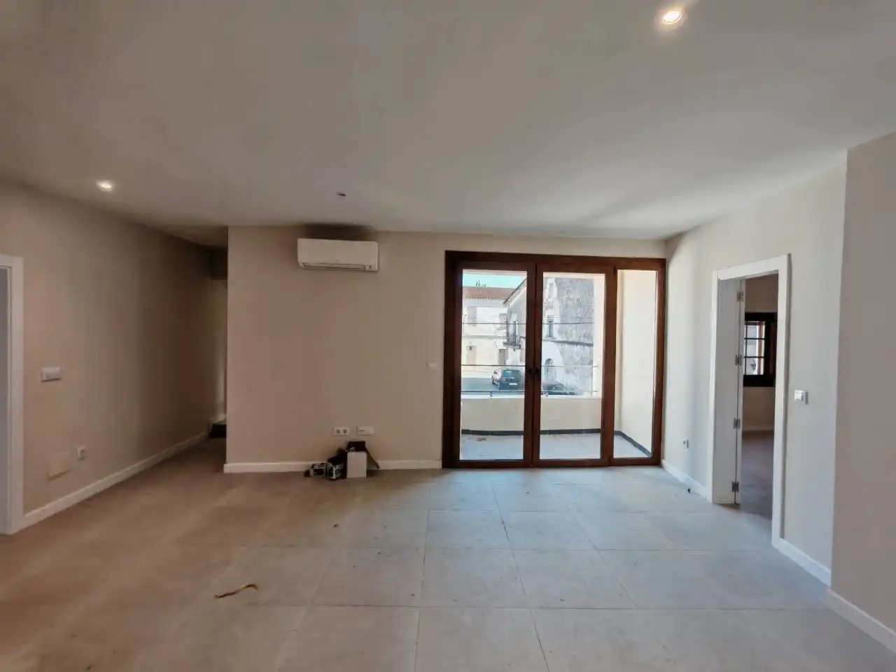 Piso de alquiler en Albons con Aire acondicionado, Terraza y Balcón