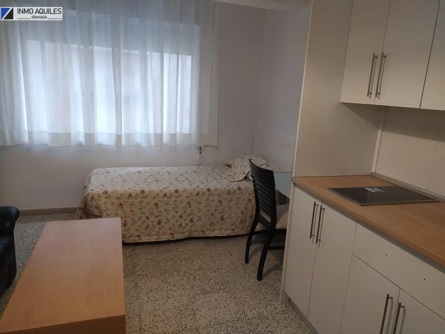 Bedroom of Study for rent in Granada