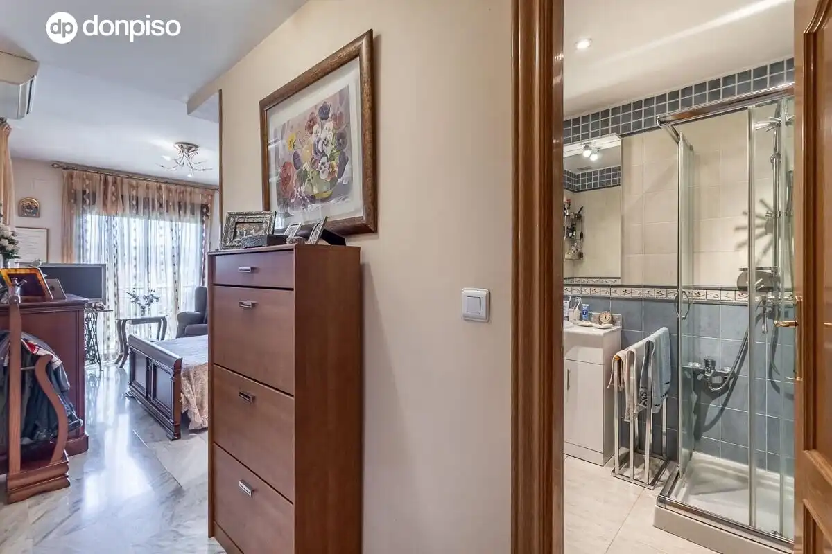 Piso en venta en Granada con Aire acondicionado, Calefacción y Terraza