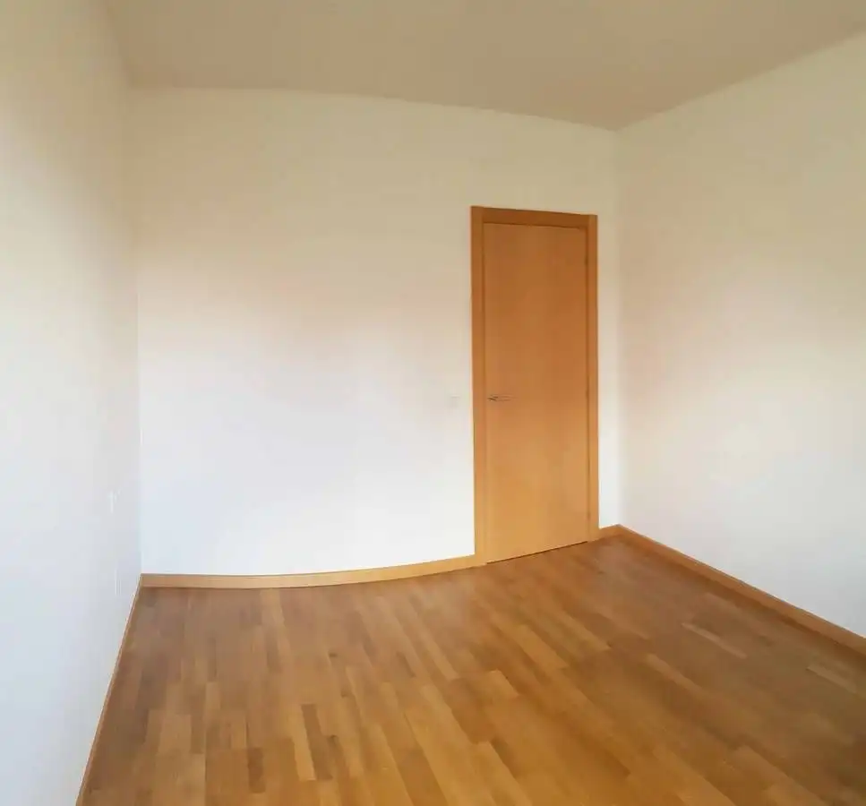 Bedroom of Ground floor for sale in Tordesillas  with Heating, Parquet flooring and Storage room