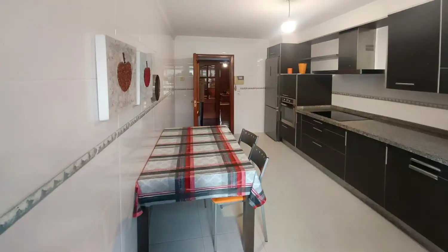 Cuina de Pis de lloguer en Ponteareas amb Calefacció, Terrassa i Moblat
