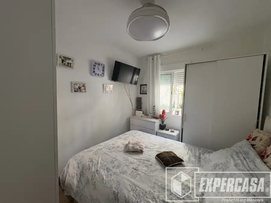 Habitación de Piso en venta en Castellón de la Plana / Castelló de la Plana con Aire acondicionado, Parquet y Terraza