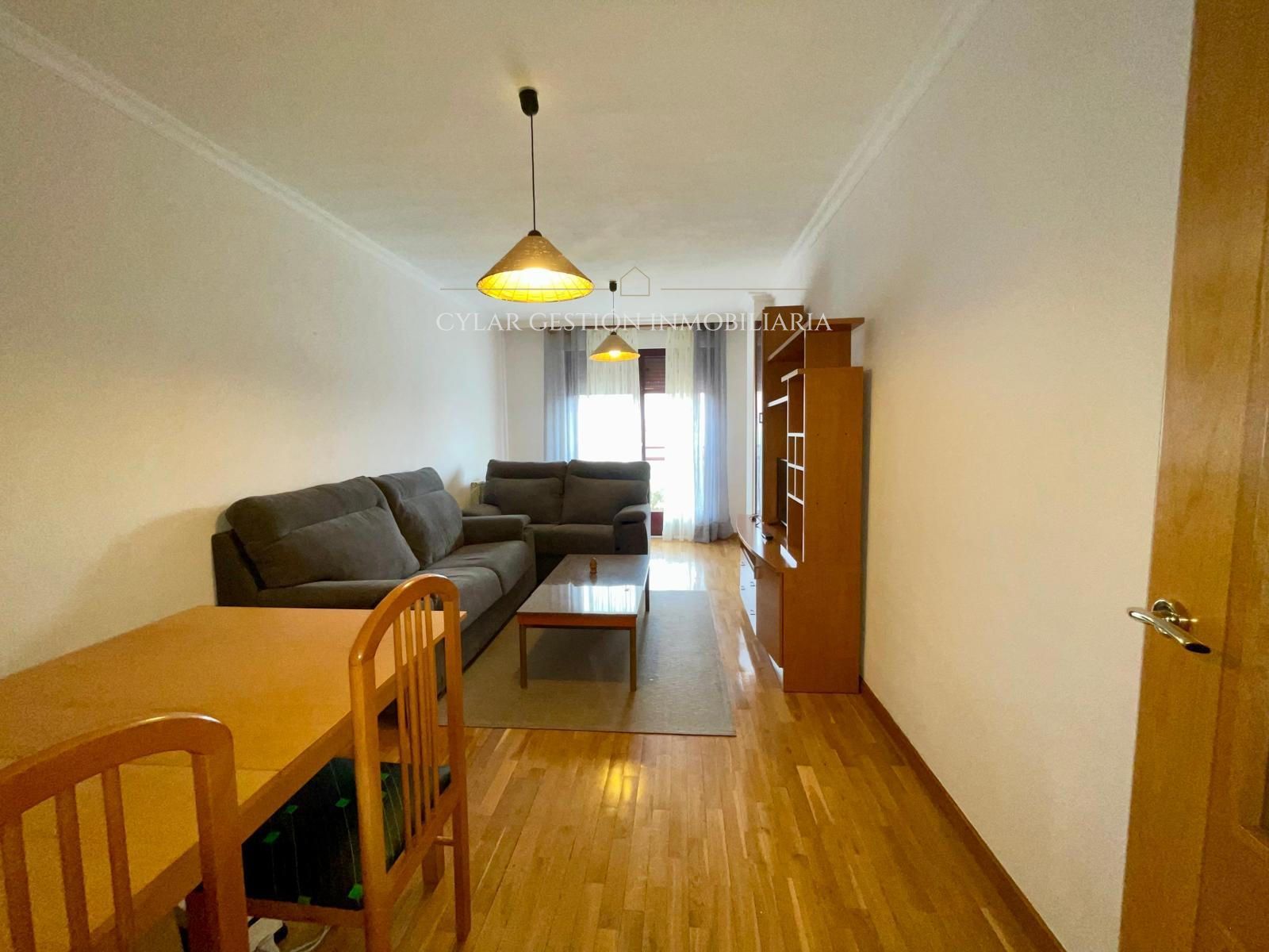 Sala d'estar de Pis de lloguer en Salamanca Capital amb Calefacció, Parquet i Terrassa