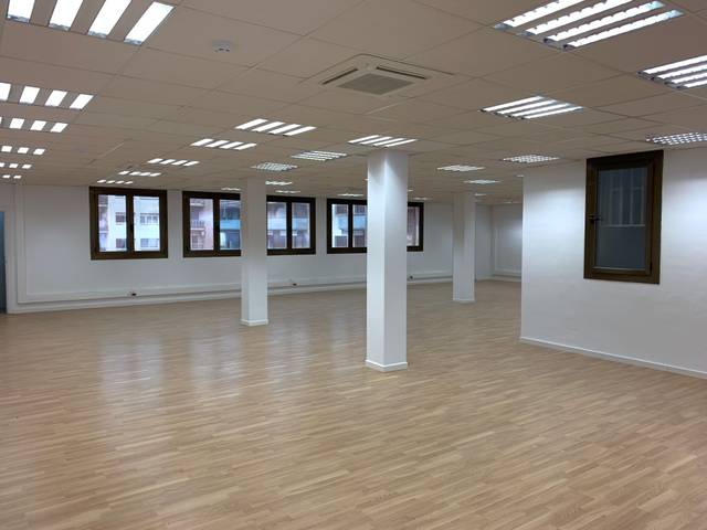 Oficina en Alquiler en N/A en Hostafrancs