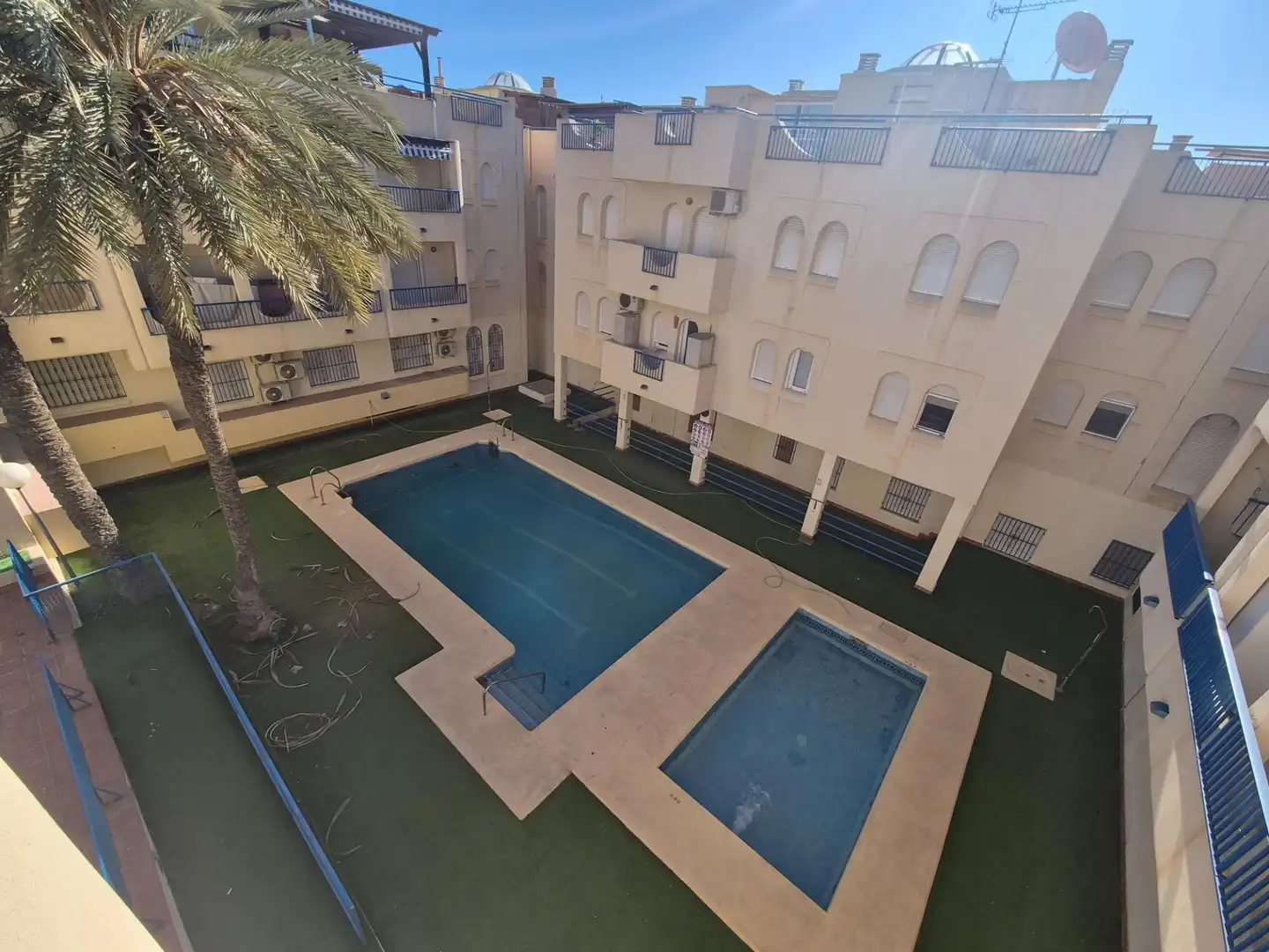 Swimming pool of Flat for sale in Garrucha  with Air Conditioner, Furnished and Community pool