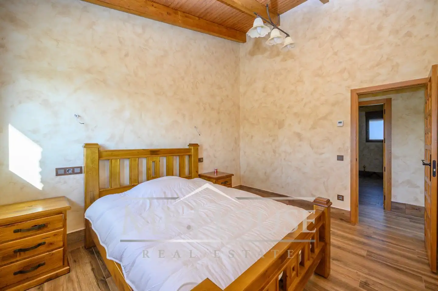 Habitación de Finca rústica en venta en Perales de Tajuña con Aire acondicionado, Calefacción y Jardín privado