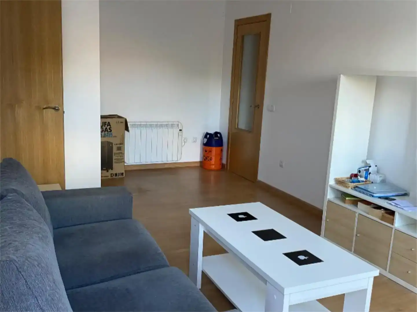 Sala d'estar de Pis de lloguer en Bermillo de Sayago amb Moblat i Balcó