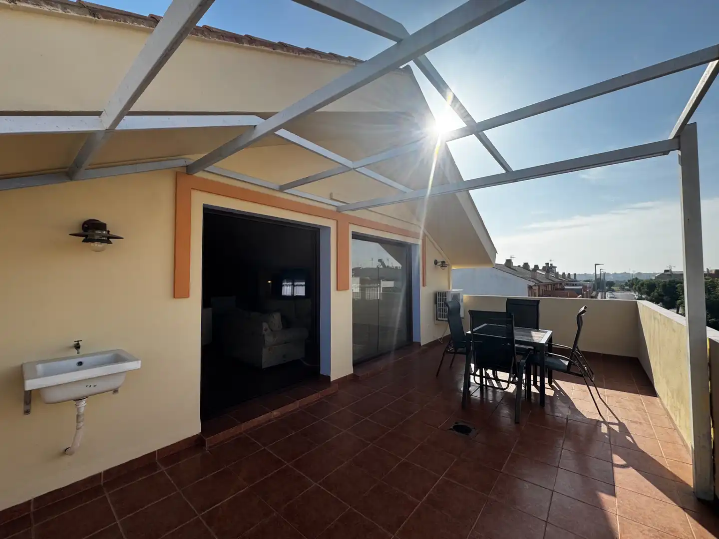 Terrasse von Einfamilien-Reihenhaus zum Verkauf in Canet d'En Berenguer mit Klimaanlage, Heizung und Terrasse