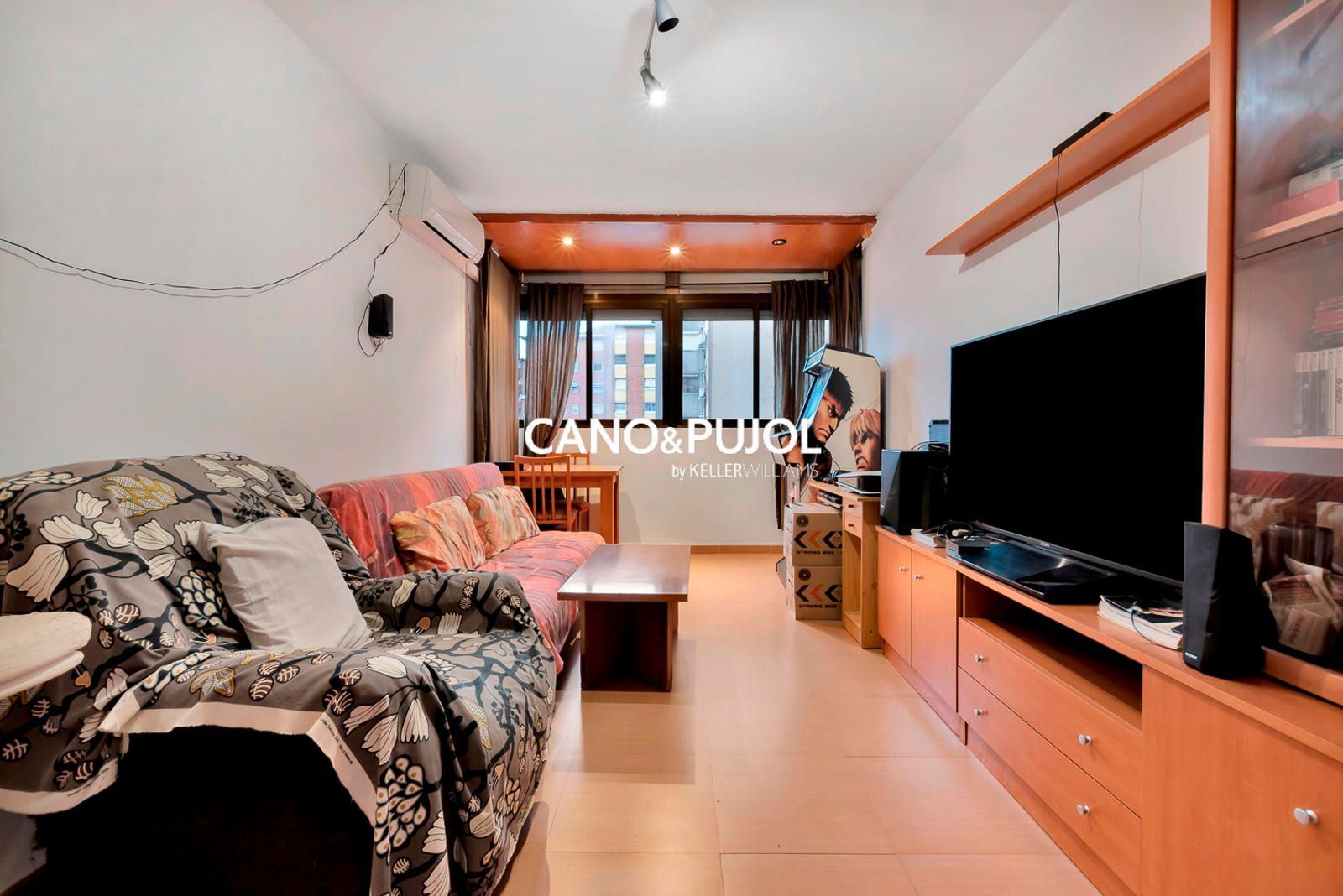 Sala d'estar de Pis en venda en Badalona amb Aire condicionat, Calefacció i Alarma