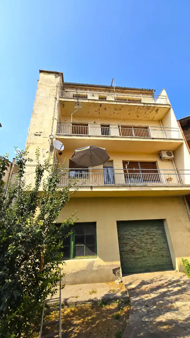 Balcony of Buildings for sale in Torelló