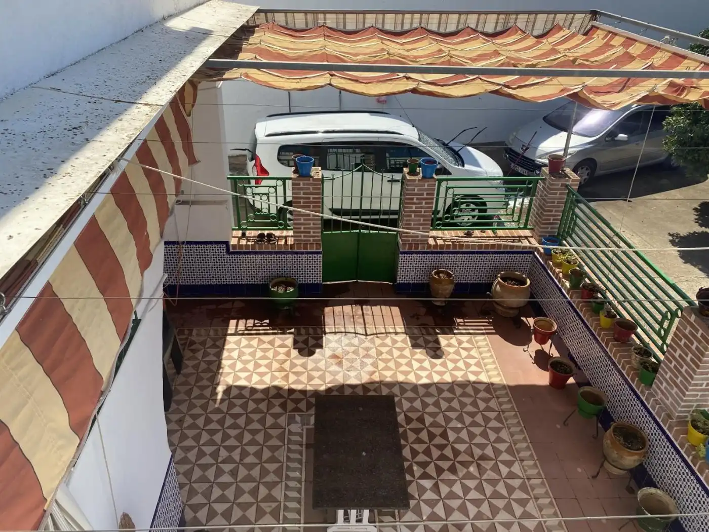 Terrassa de Casa o xalet en venda en El Pedroso amb Terrassa, Traster i Balcó