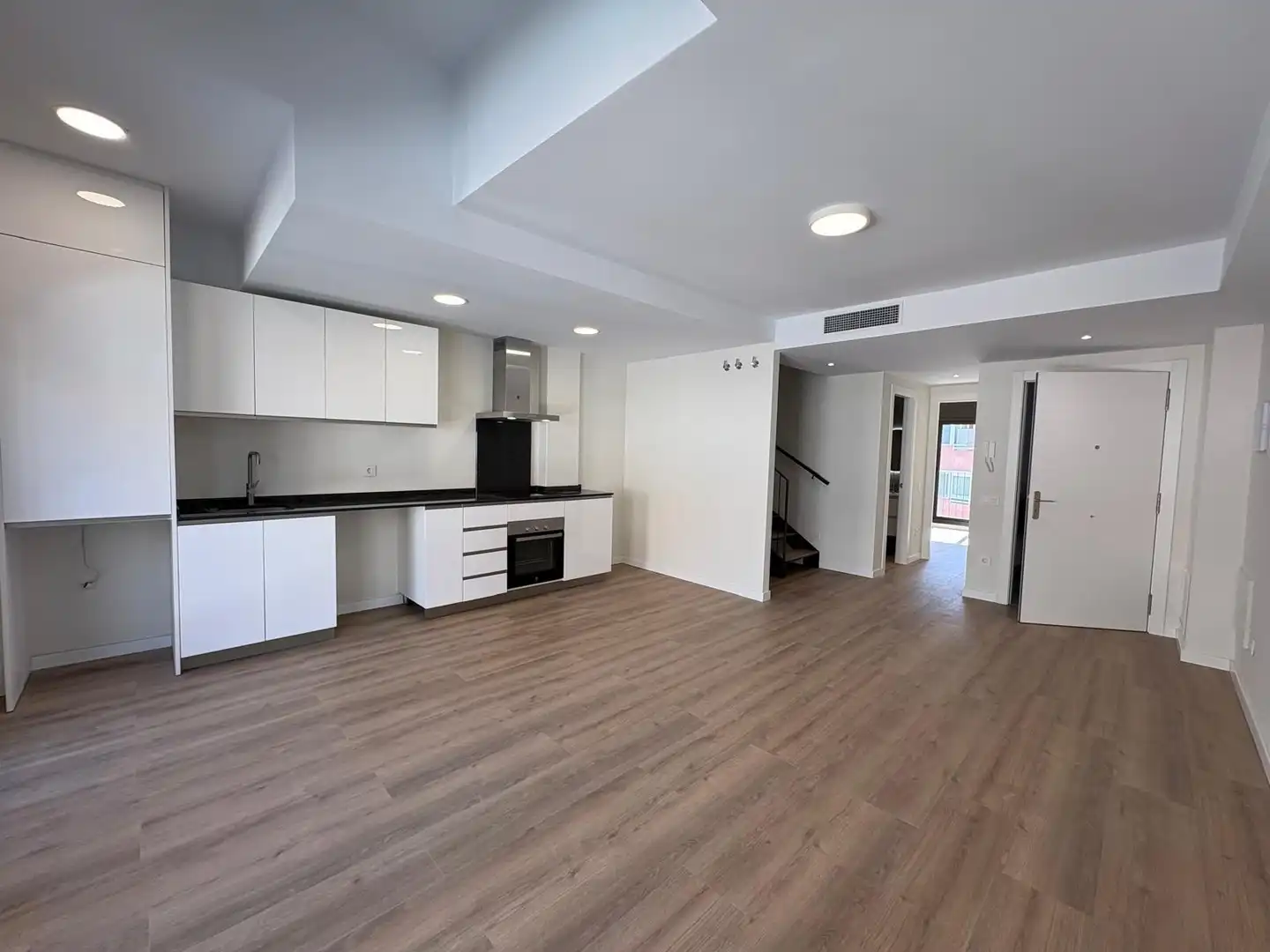 Ático en venta en Santa Perpètua de Mogoda con Aire acondicionado, Calefacción y Parquet