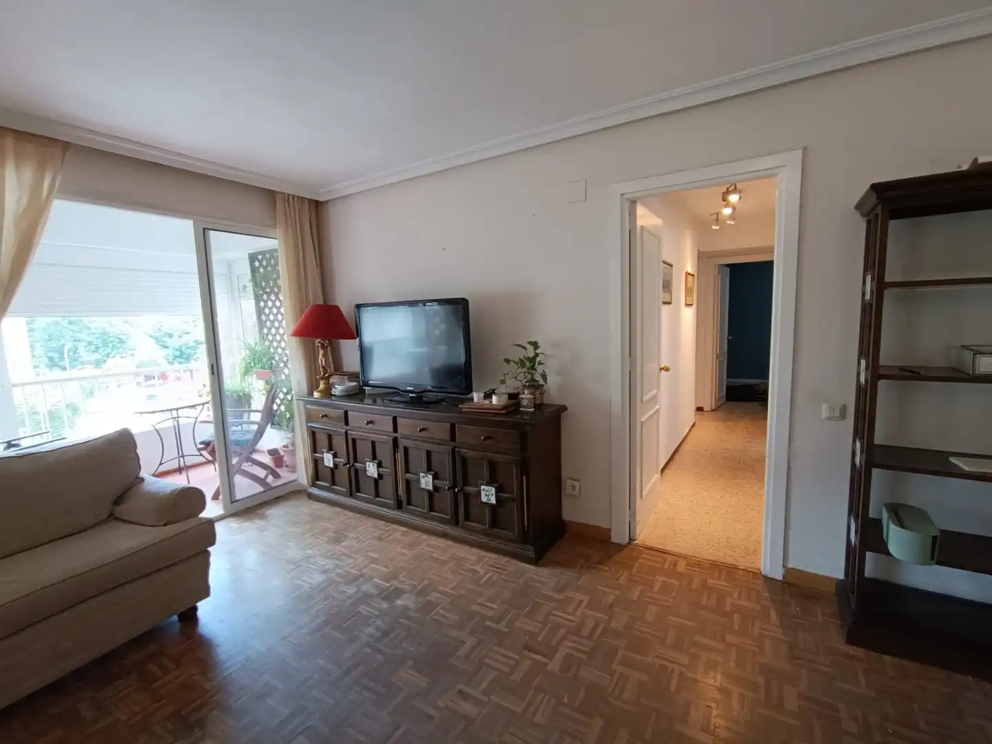 Sala d'estar de Pis en venda en Sevilla amb Aire condicionat, Jardí privat i Terrassa