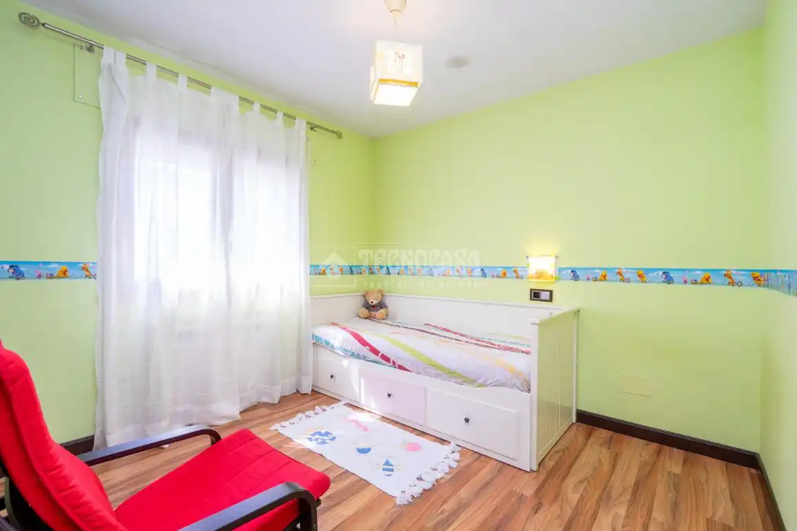 Bedroom of Detached homes for sale in Manzanares El Real  with Heating, Private garden and Terrace