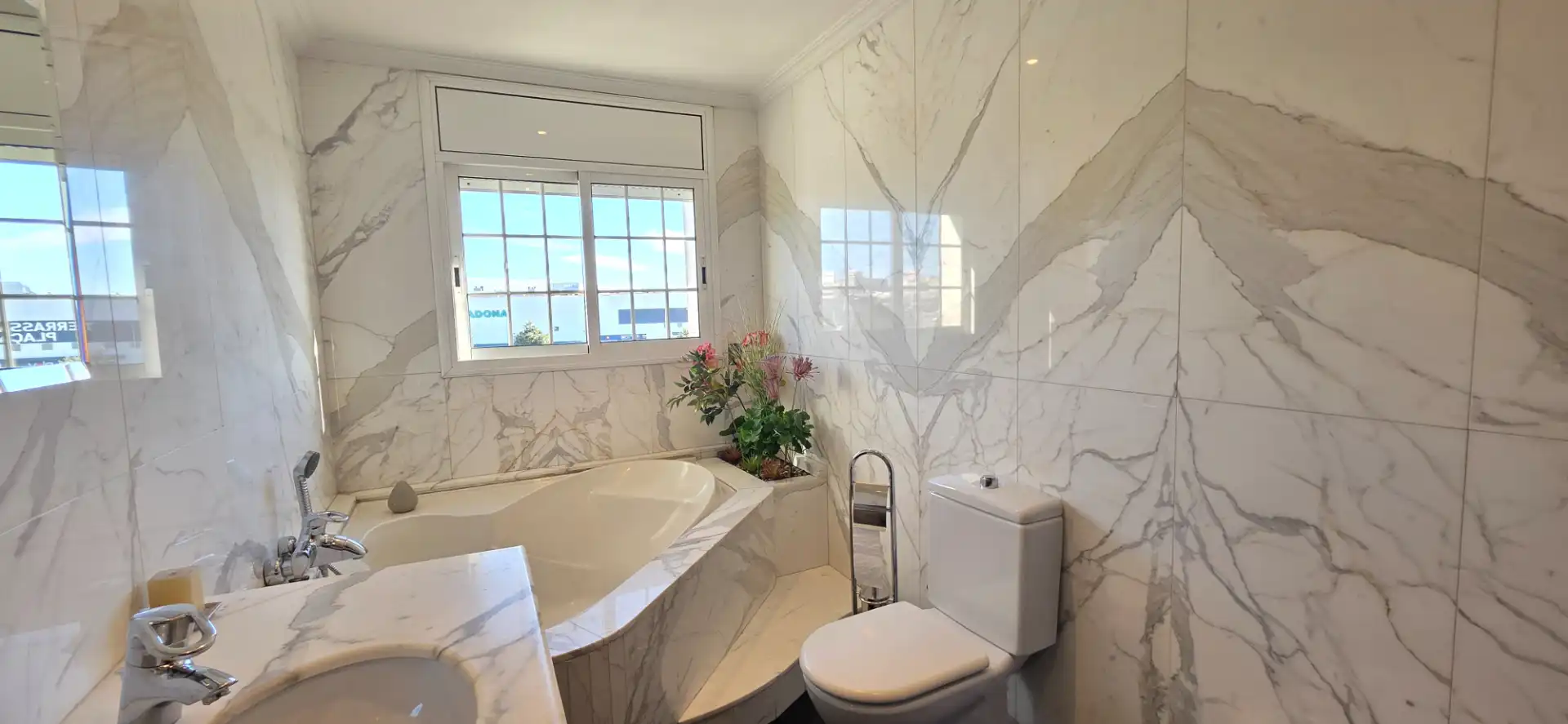 Baño de Casa o chalet en venta en Terrassa con Aire acondicionado, Terraza y Balcón