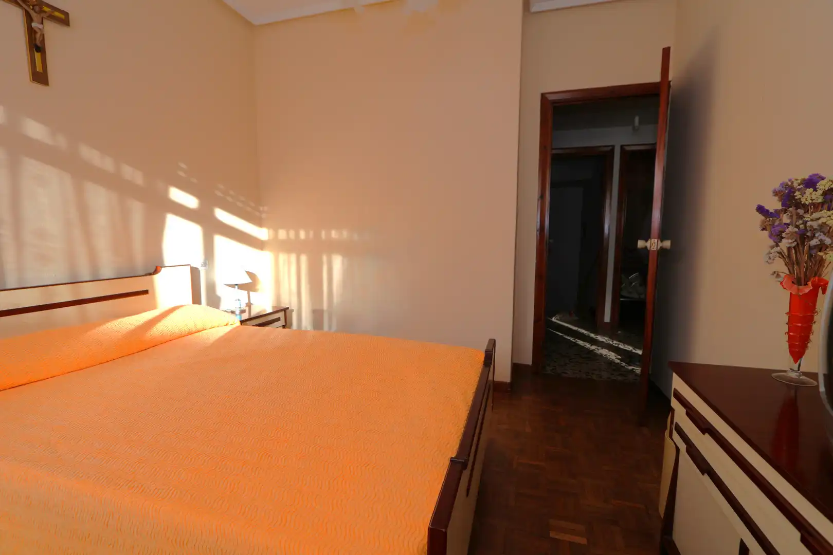Habitación de Casa adosada en venta en Malpica de Bergantiños con Trastero, Amueblado y Balcón