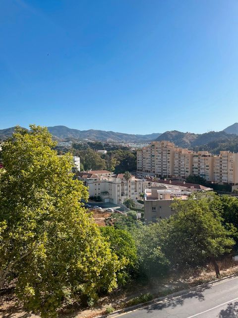 Vista exterior de Pis en venda en Málaga Capital amb Aire condicionat, Jardí privat i Terrassa