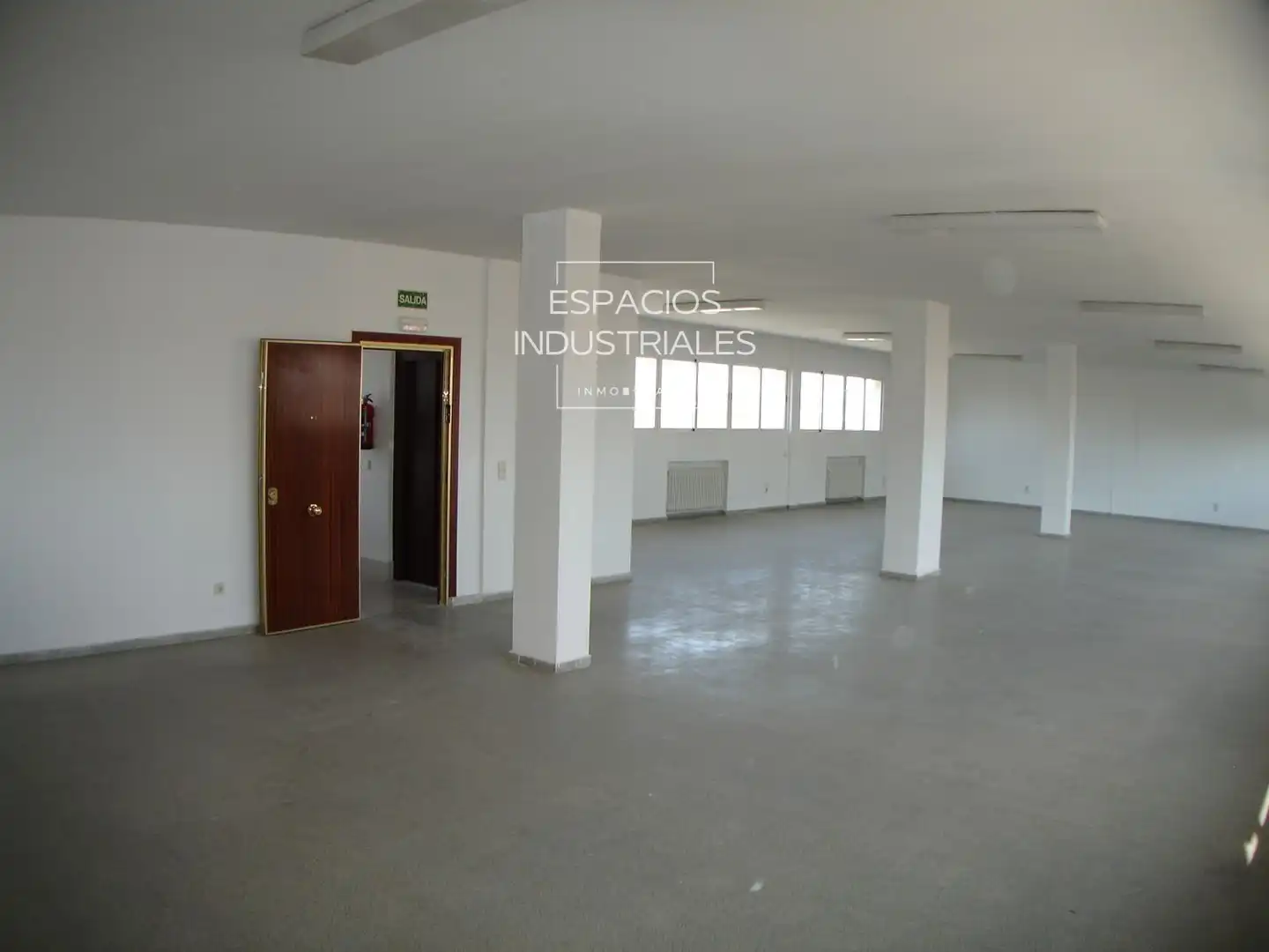 Industrial building with lift for sale in San Blas, imagen 13