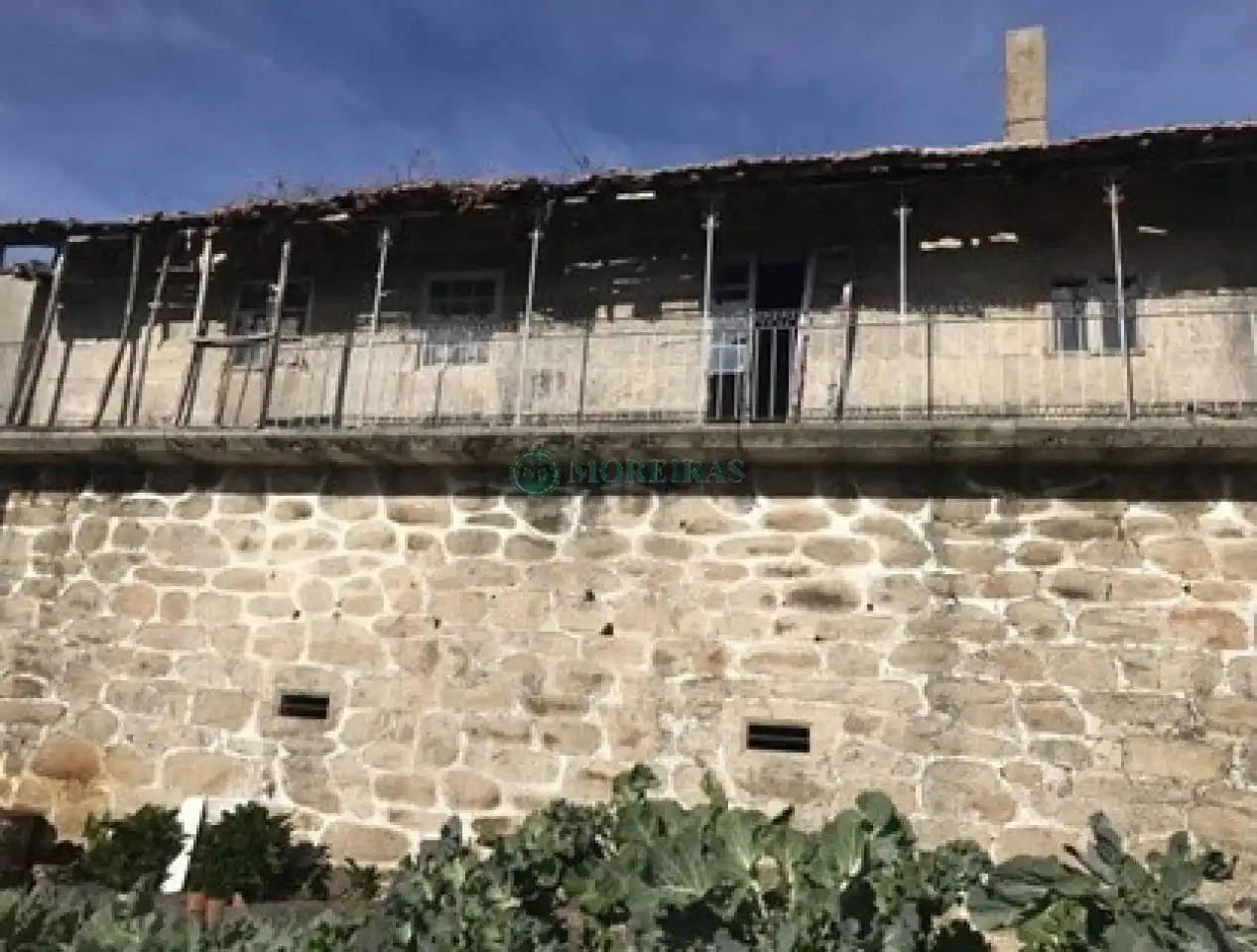 Vista exterior de Casa o chalet en venta en A Gudiña  con Calefacción y Jardín privado