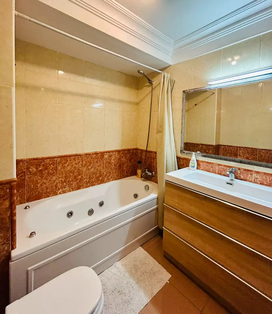 Baño de Casa adosada en venta en Adeje con Aire acondicionado, Terraza y Trastero