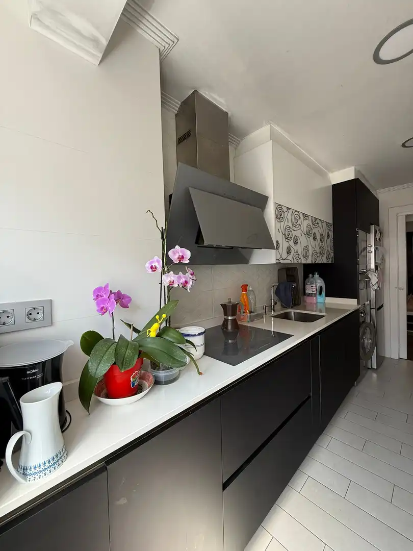 Küche von Wohnung zum Verkauf in Erandio mit Heizung, Abstellraum und Balkon