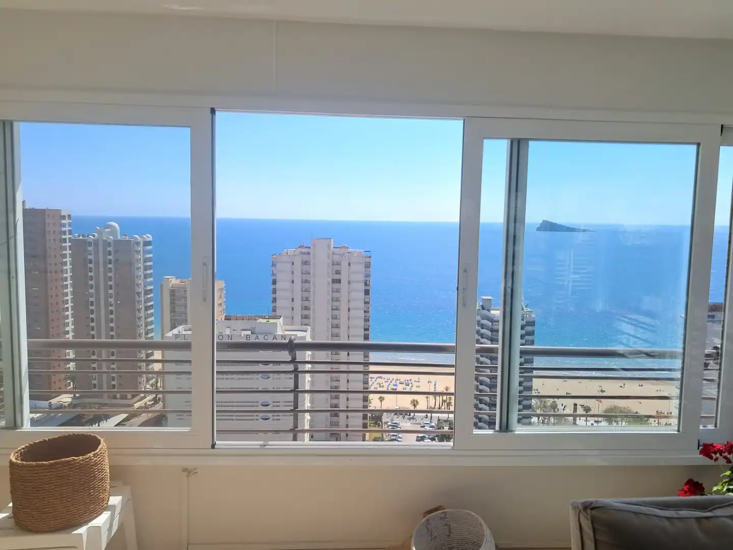Flat with terrace for sale in Playa de Levante, imagen 4