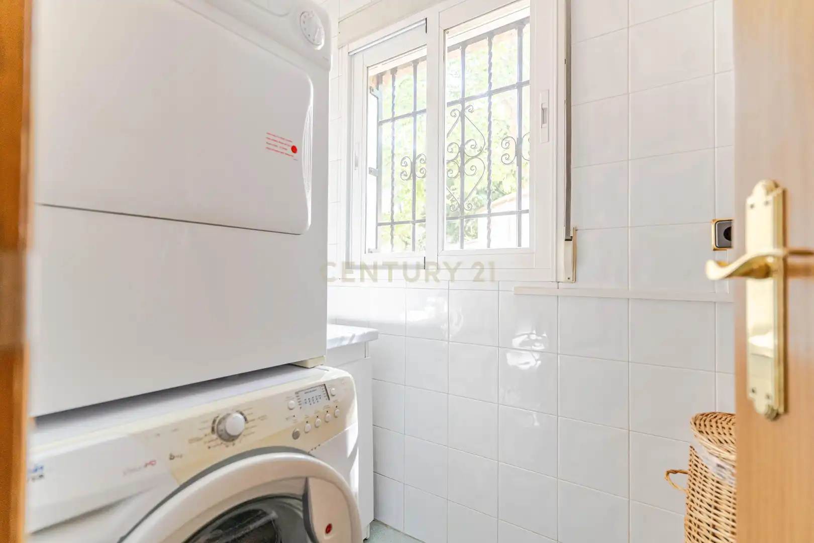 Dormitori de Casa o xalet en venda en Alfacar amb Jardí privat i Piscina