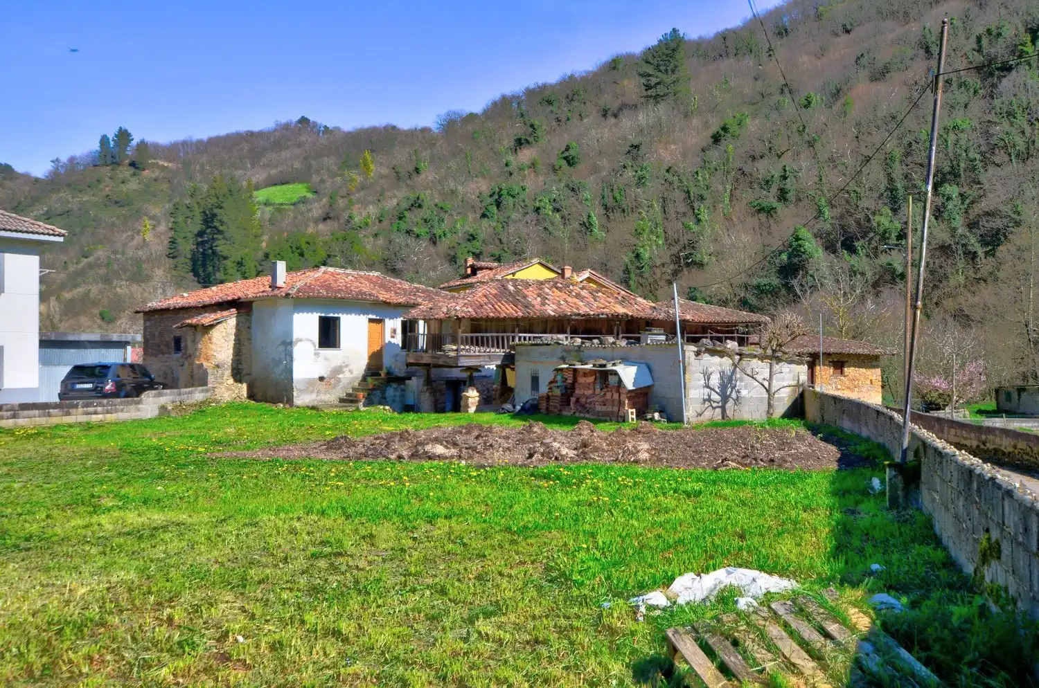 Casa o xalet en venda en Tineo amb Traster i Piscina