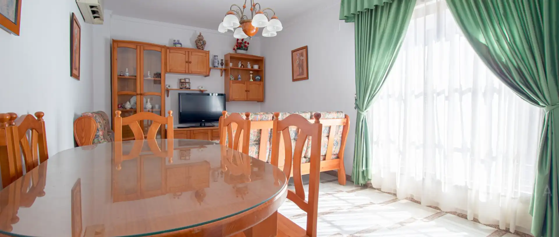 Comedor de Casa adosada en venta en Chipiona con Aire acondicionado, Trastero y Amueblado