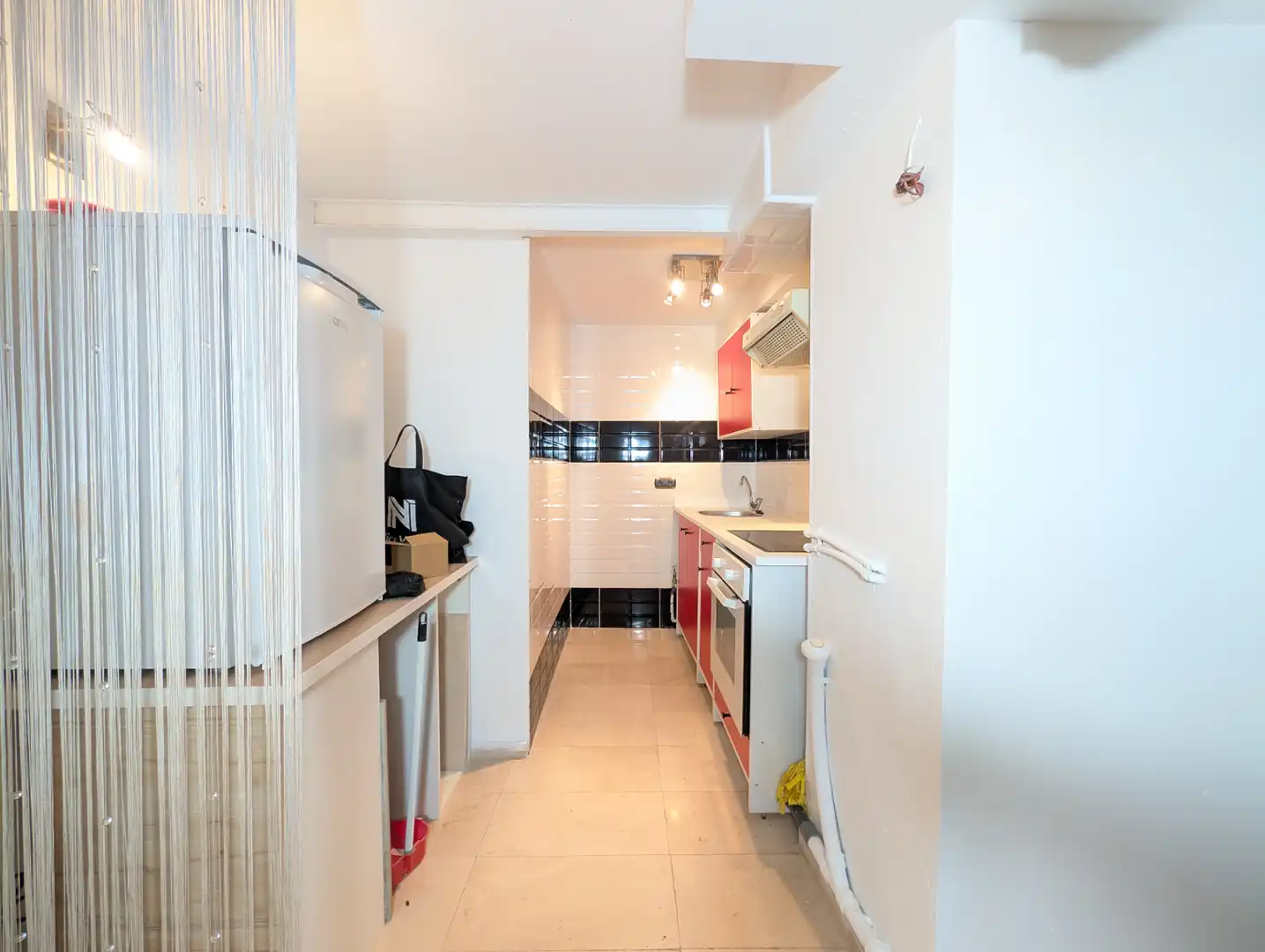 Cocina de Local en venta en Zaragoza con Aire acondicionado