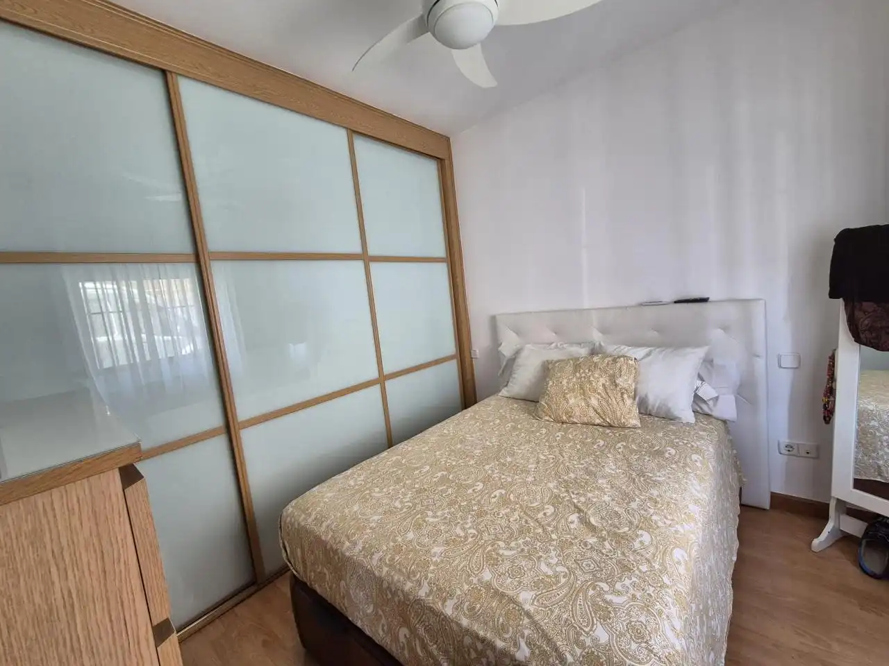 Bedroom of Ground floor for sale in Madrid