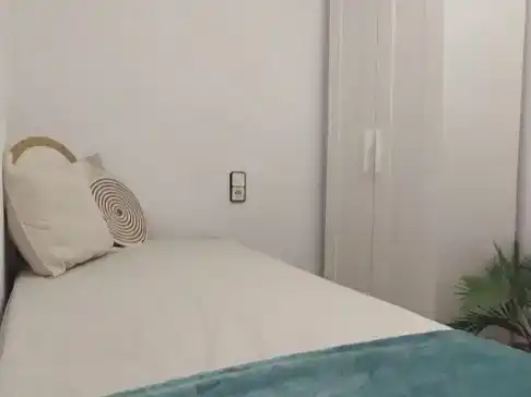 Schlafzimmer von Wohnung zur Miete in  Tarragona Capital mit Klimaanlage und Balkon