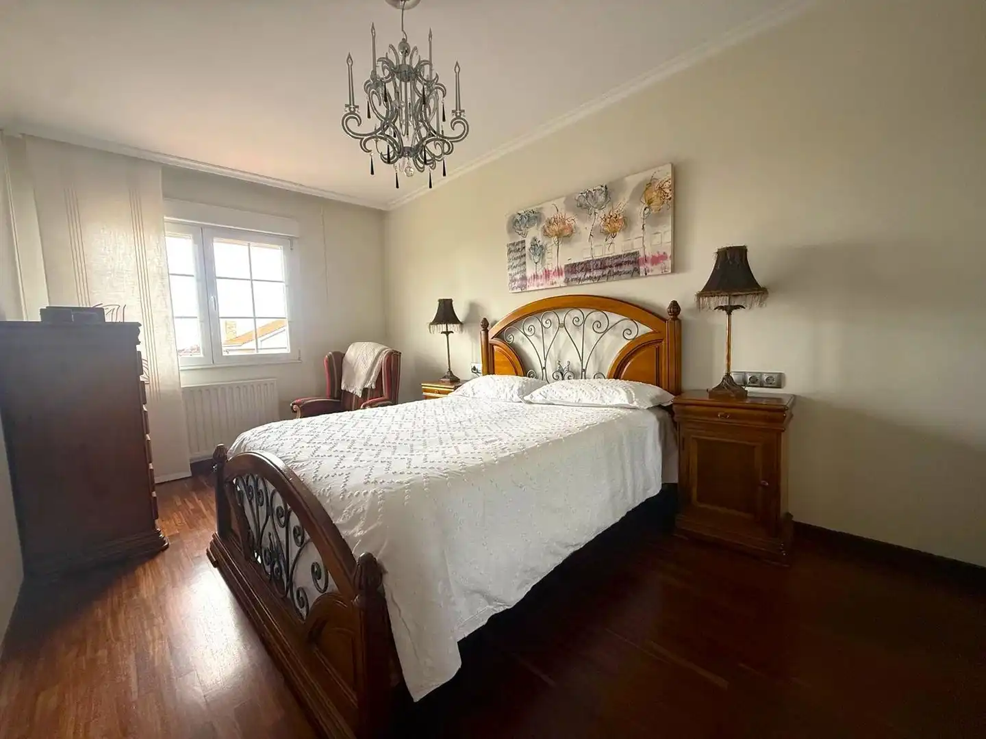 Habitación de Casa o chalet en venta en Gijón  con Calefacción, Terraza y Piscina